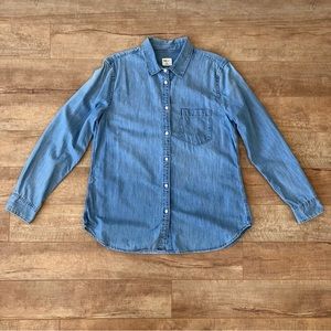 Gap denim button up shirt